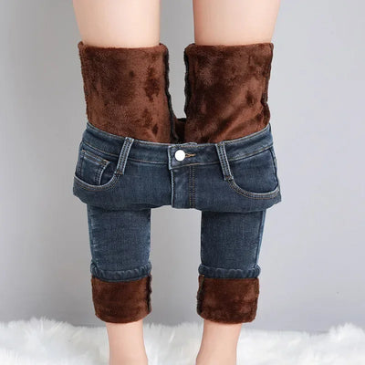 Fashion Thermal Slim Fit Velvet Plush Jeans